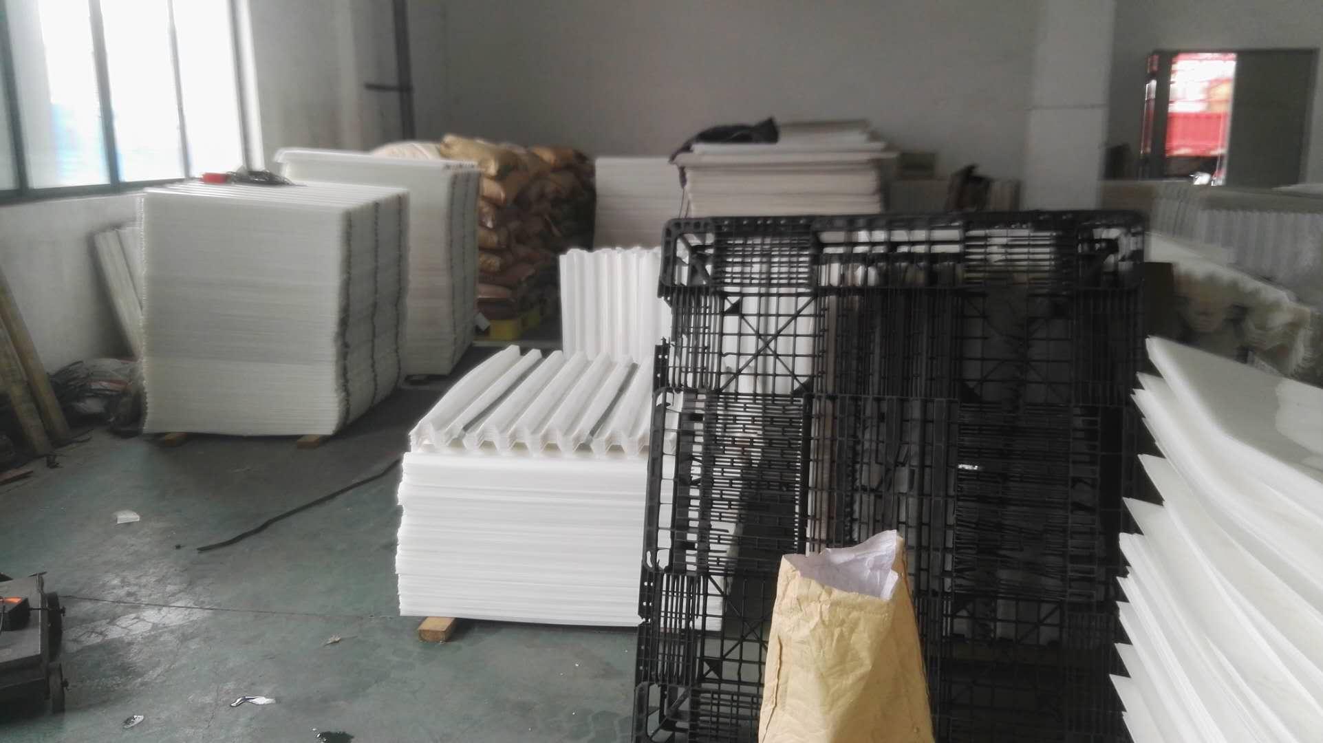 六角蜂窝<a href='http://szjlocks.com/jstl/60.html' target='_blank'><u>斜管填料生产厂家</u></a>
